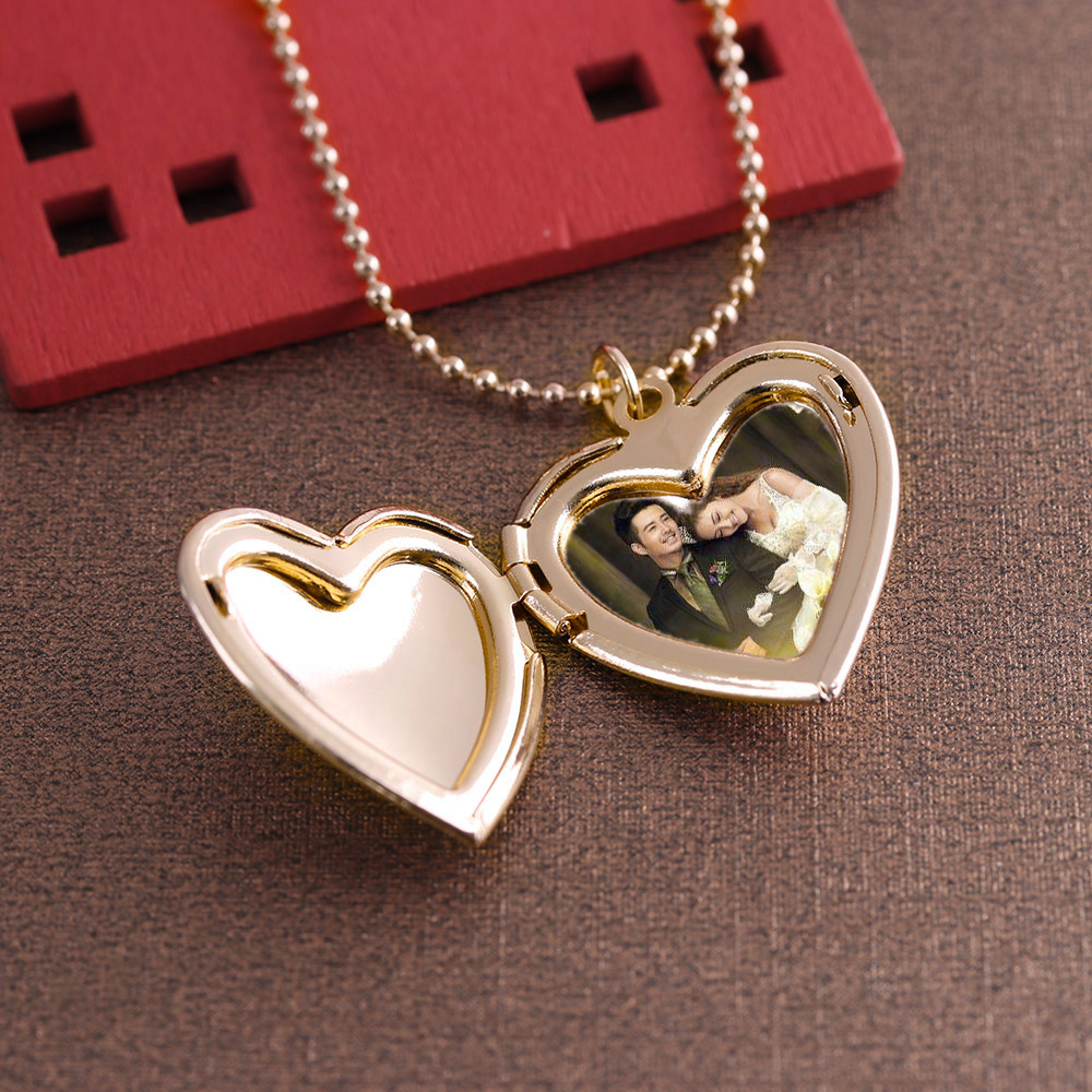 Heart Locket Necklace Photo - Hooh-カップルのためのハート型の写真,ペンダント付きのパーソナライズされたネックレス,バレンタインデーのギフト,ロマンチックな1ユニット