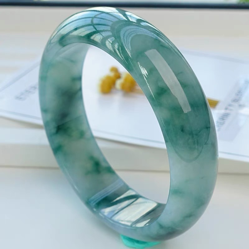 ミャンマー産のアイスジェダイトブレスレット、お母さんへの贈り - Bracelets のレビューと価格