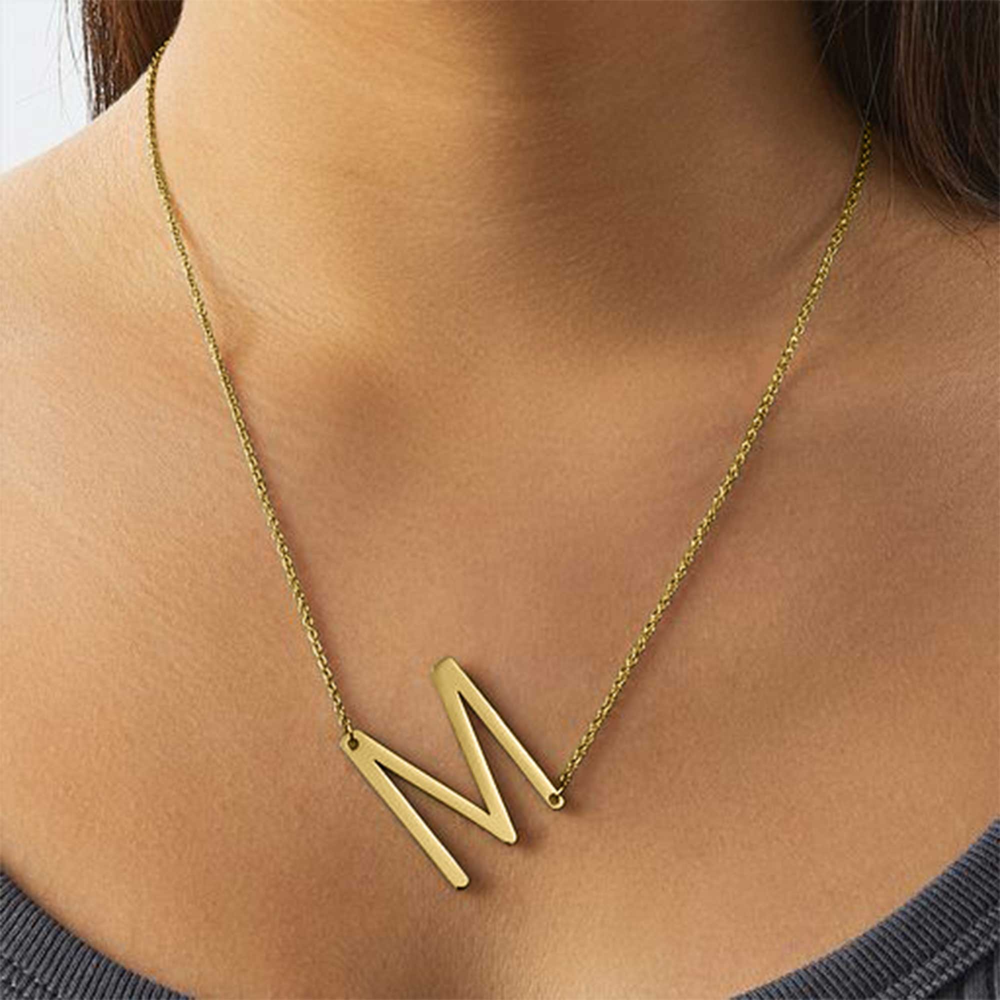 名前でパーソナライズされたペンダント付きの初期ネックレス,ス - Initial Letter Necklace 18K Gold のレビューと価格