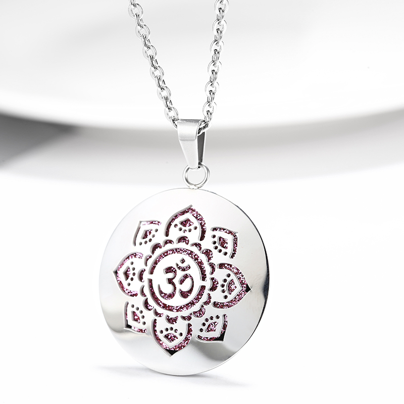 新しいシンプルなアロマセラピーエッセンシャルオイルディフュー - Heart Locket Necklace Photo のレビューと価格