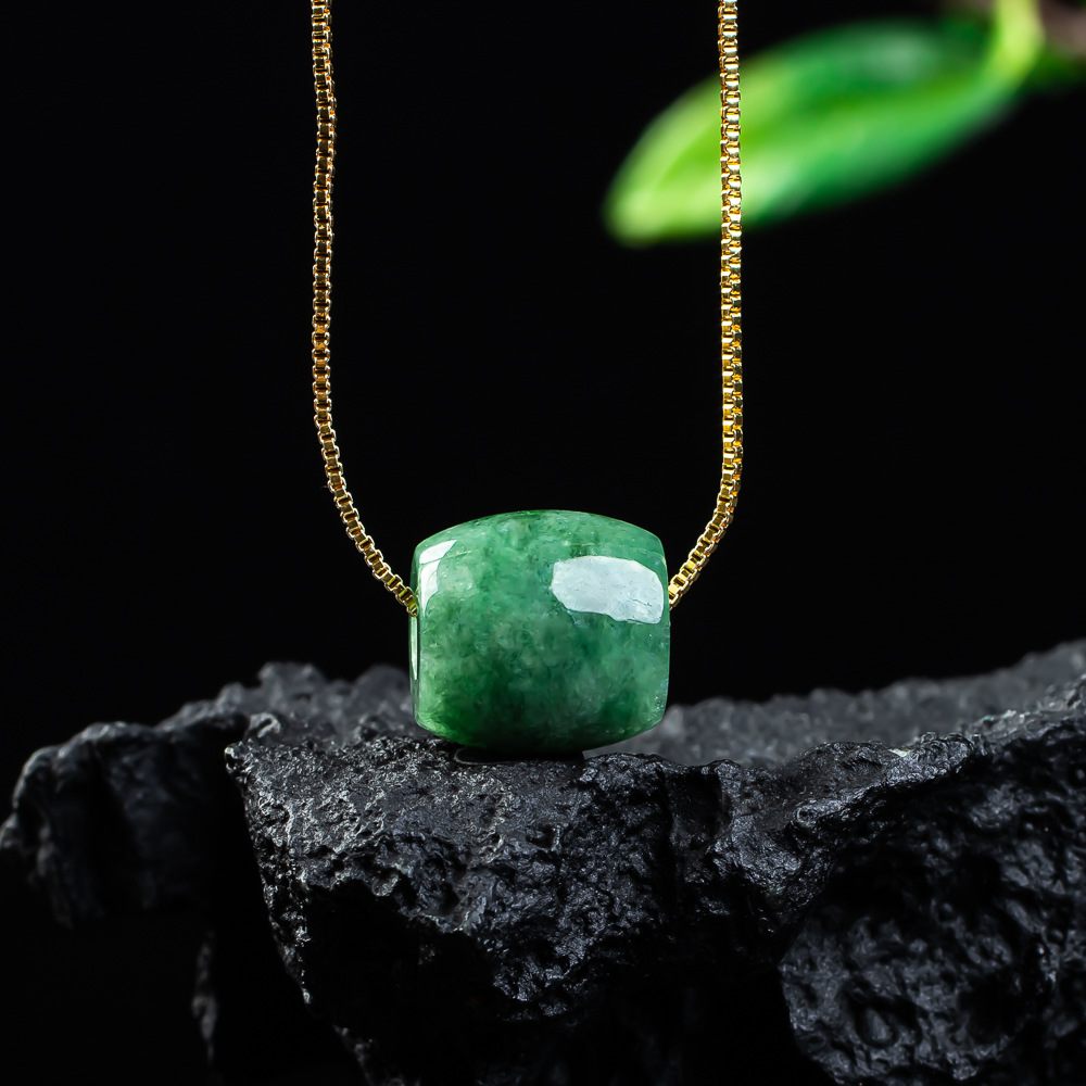 天然本翡翠ビーズペンダントミャンマー翡翠ネックレスデザイナー - Necklaces のレビューと価格