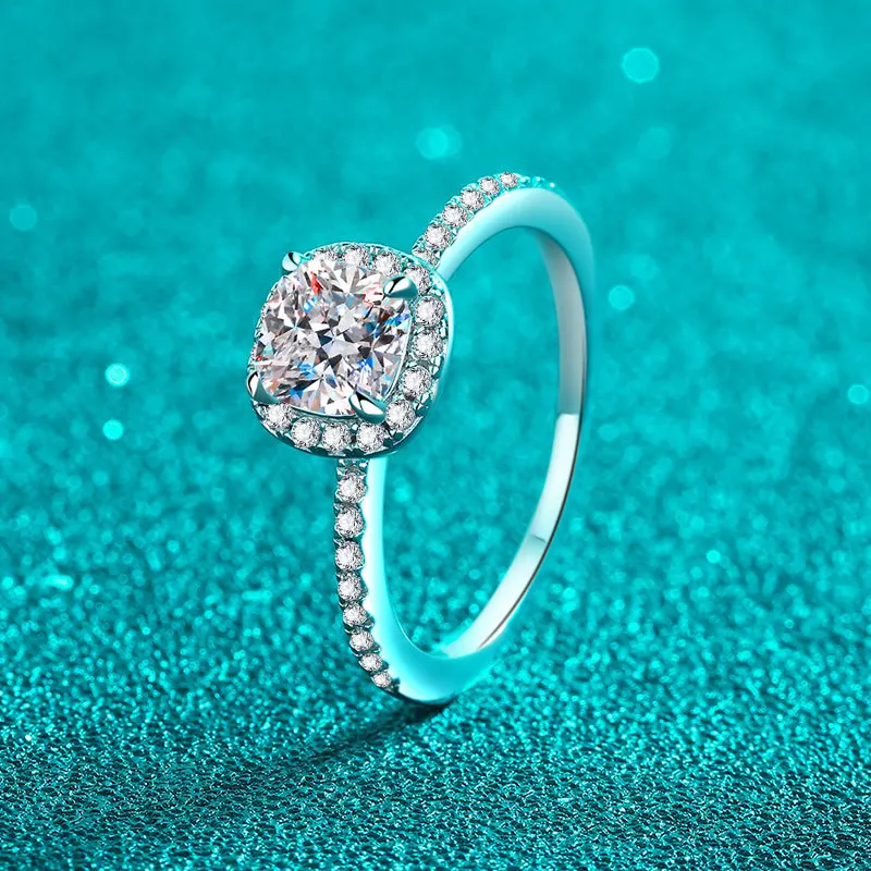 S925 スターリングシルバー モアサナイト リング 女性用 - Moissanite Engagement Ring 1 Carat のレビューと価格
