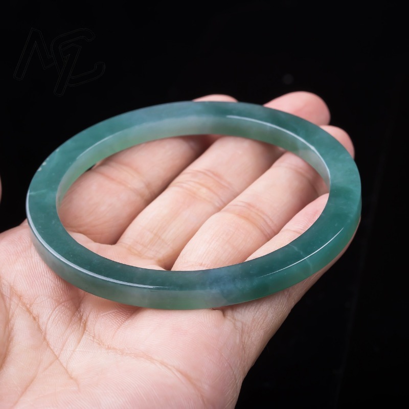 天然エメラルド 48-62 ミリメートルビルマエメラルド翡翠 - Bracelets のレビューと価格